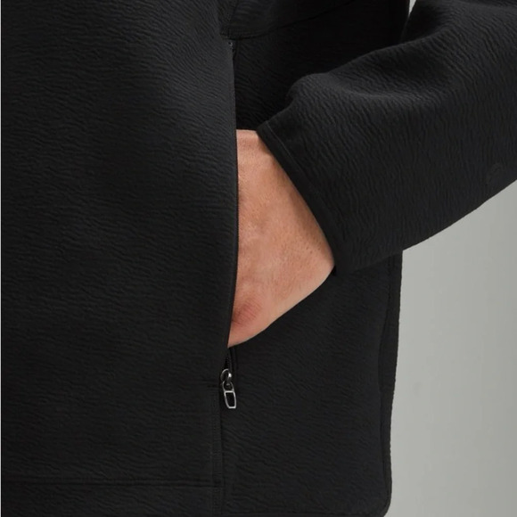 Lululemon Textured Spacer Pullover Hoodie
DESIGNED FOR CASUAL - Picture 5 of 8